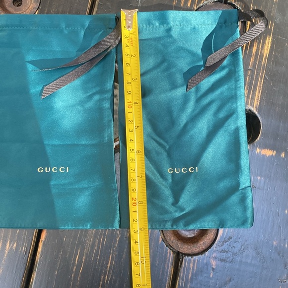 Gucci Green Silk Dust Bags - Picture 8 of 8